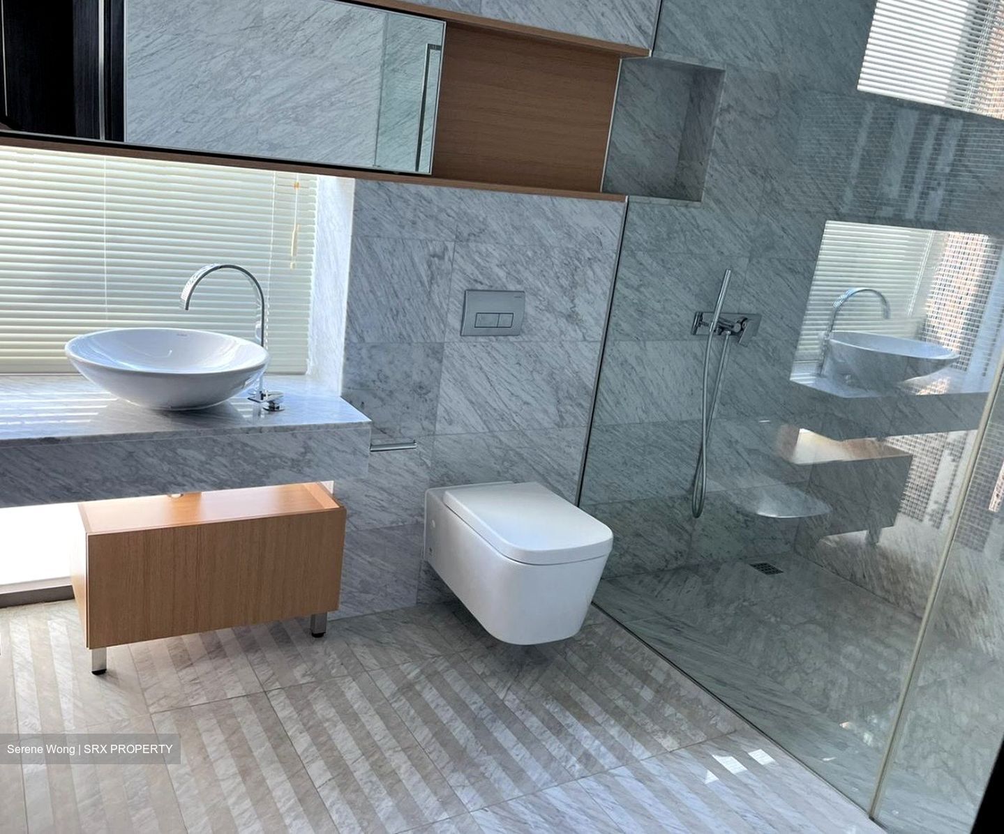 Ocean Drive (D4), Detached #486024341